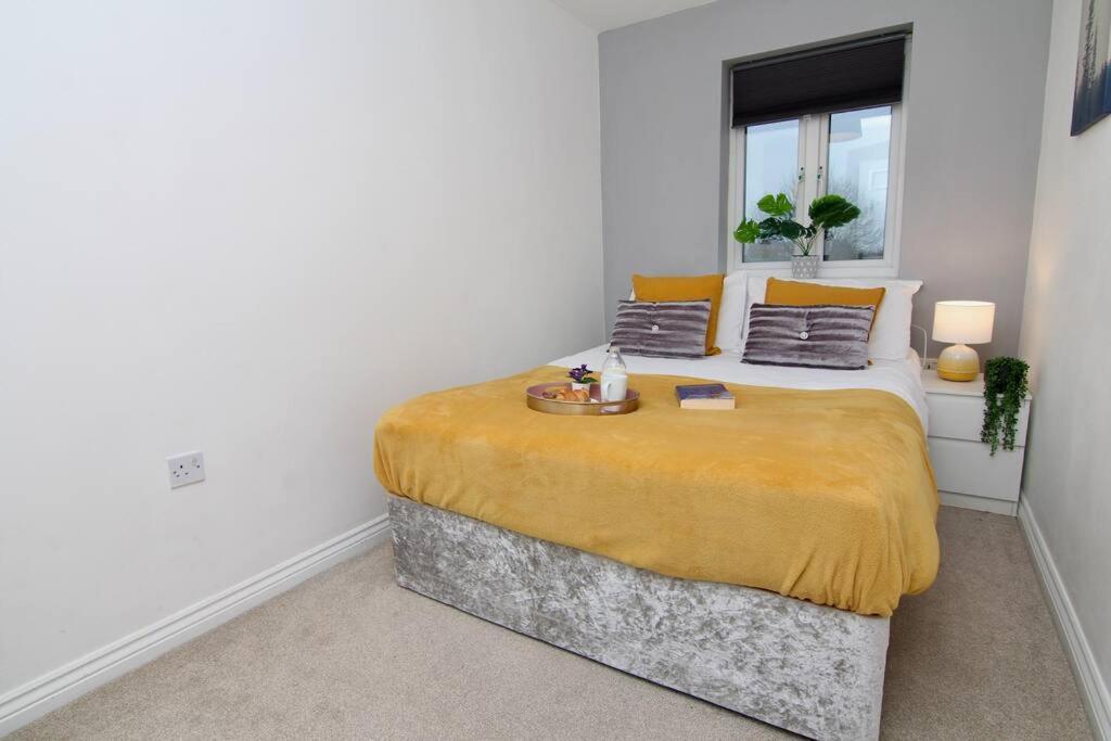 Daimler House - Cosy Home Near Coventry City Centre Eksteriør billede