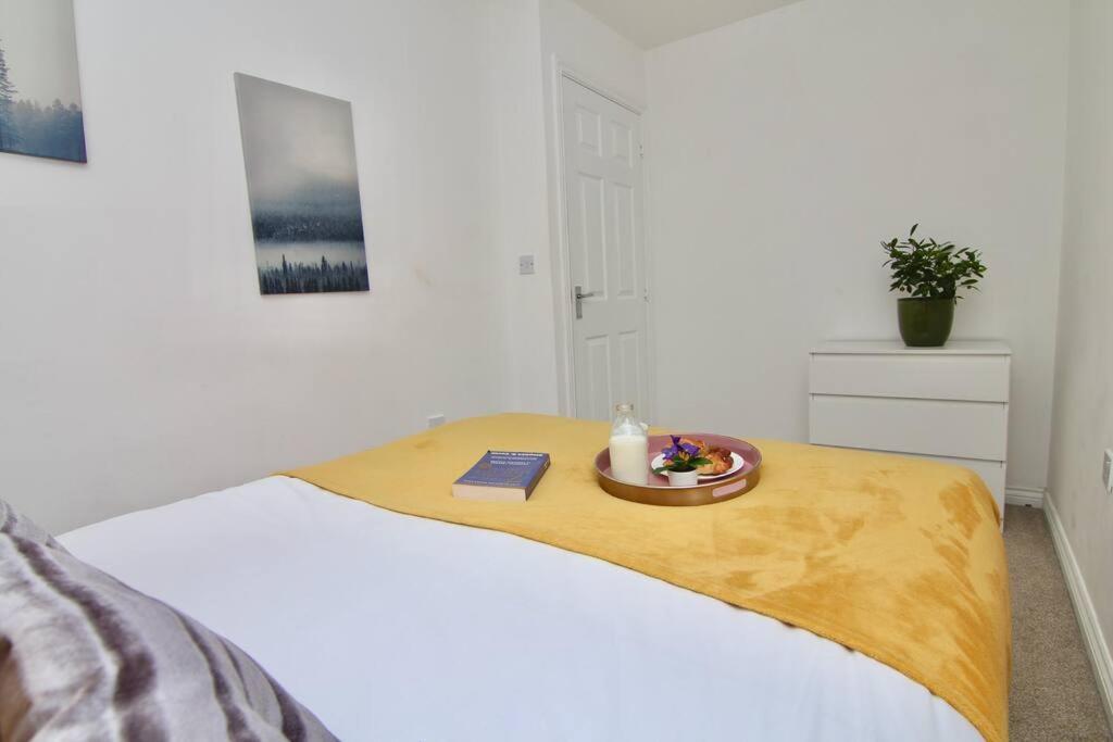 Daimler House - Cosy Home Near Coventry City Centre Eksteriør billede